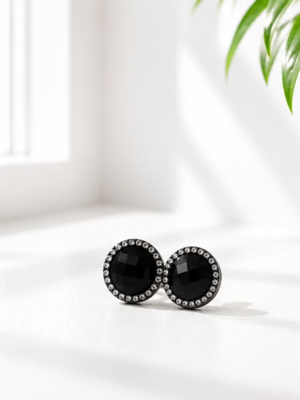Vintage Black Faceted Crystal Buttons With Rhinestone Border Set Of 2 1 Inch Dia